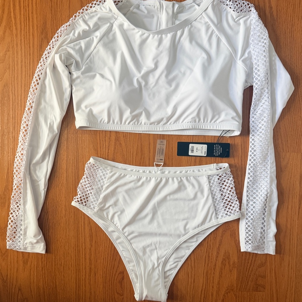 🆕 Fashion Nova White Long Sleeve Bikini Set